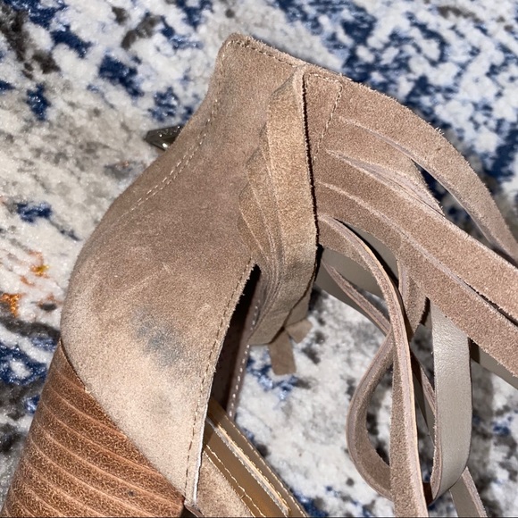 Tan suede heels - Picture 6 of 6